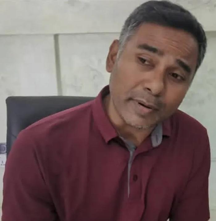 সাংবাদিকের সঙ্গে অসৌজন্যমূলক আচরণে এসআই ক্লোজ